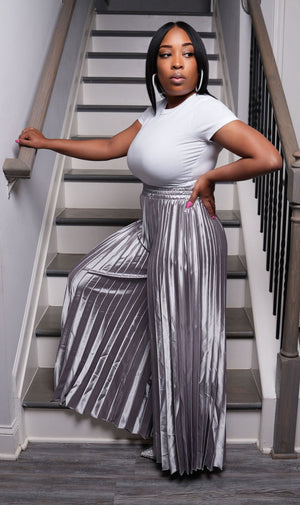 Leia Silver Pleated Pants